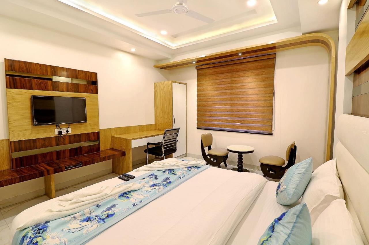 Hotel York Legacy -3 Minutes Walk From New Delhi Railway Station 'The 5 Star Ambience' Newly Built Buitenkant foto